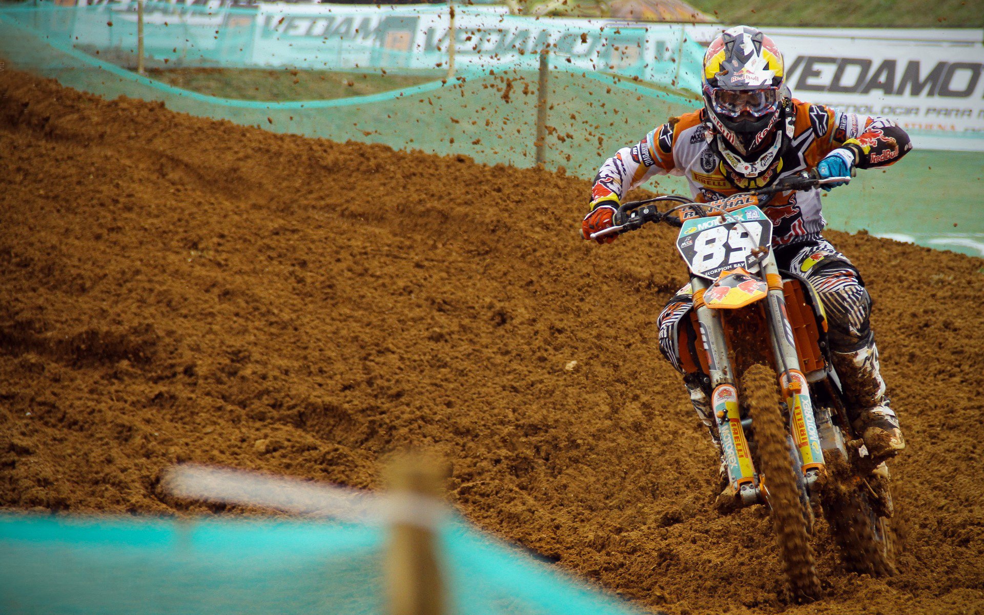 九游体育官网-麦金托什稳扎稳打锁定决赛领先位置，麦金托什海报